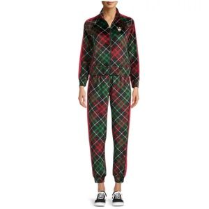 No Boundaries Junior's Christmas Velour Track Set, 2-Piece